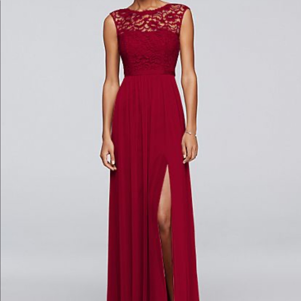 David’s Bridal bridesmaid dress F19328 Apple